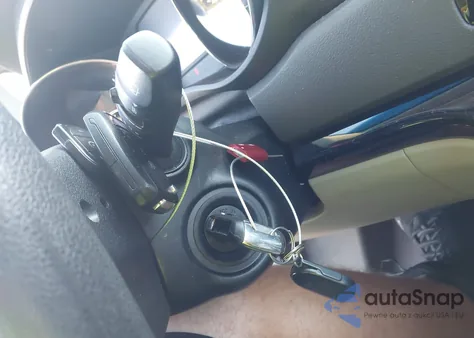 2016 Kia Sedona Lx z USA, uszkodzony, nr VIN KNDMB5C1XG6197876